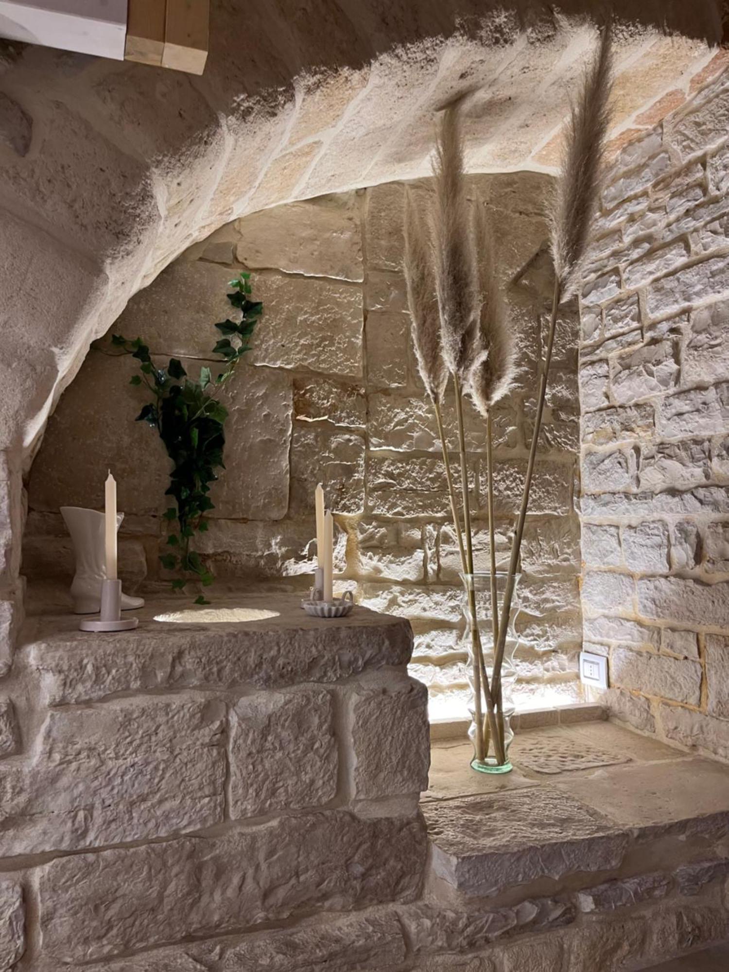 Epoca Suite House Trani Extérieur photo